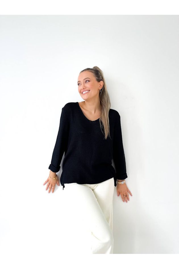 Amyra Knit Jumper - Black