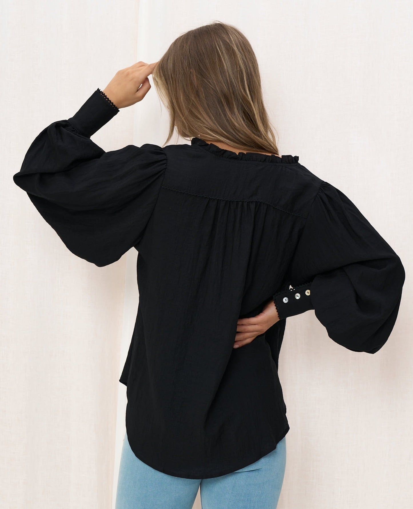 Carli Long Sleeve Top - Black