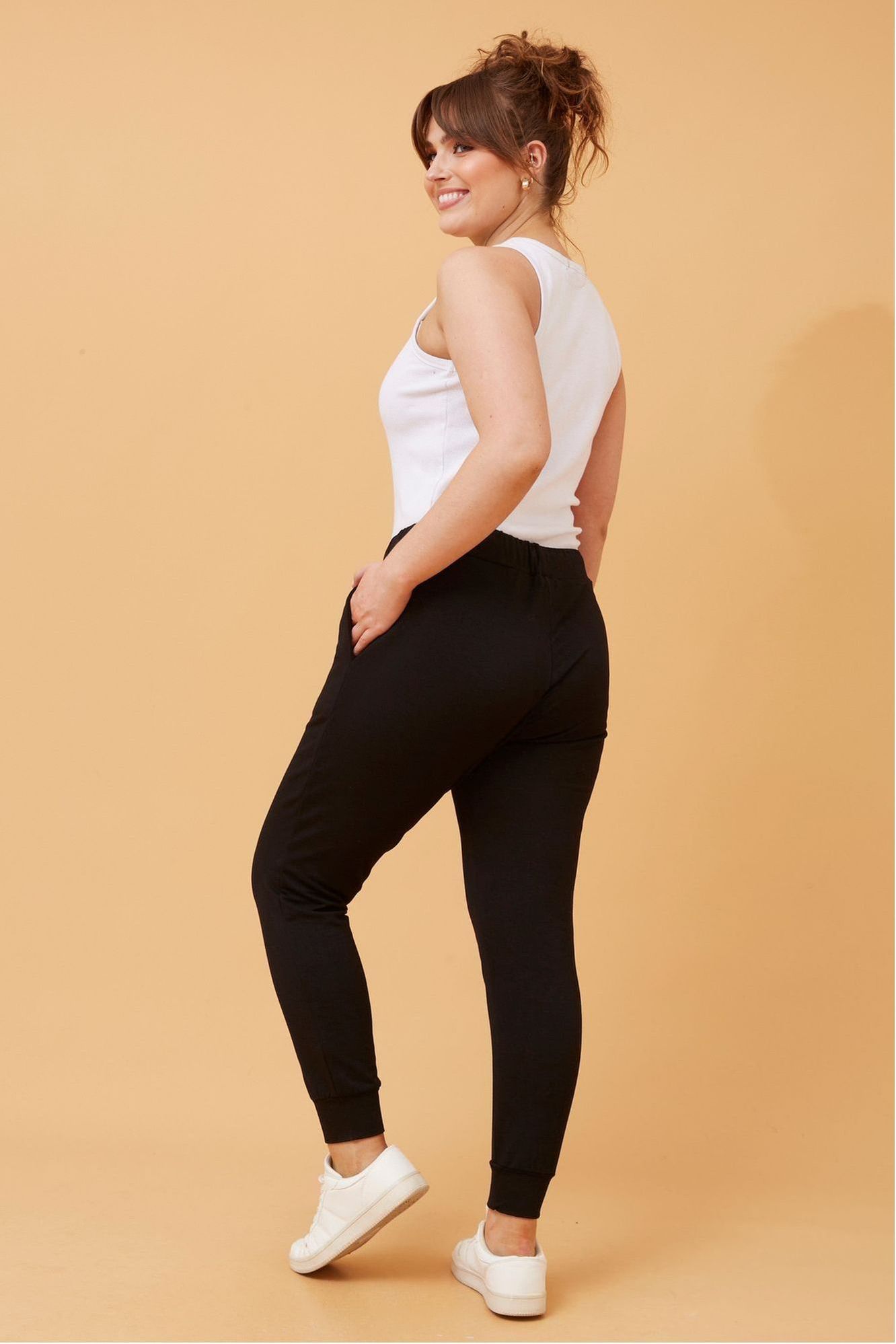 Kendall Track Pant-Black