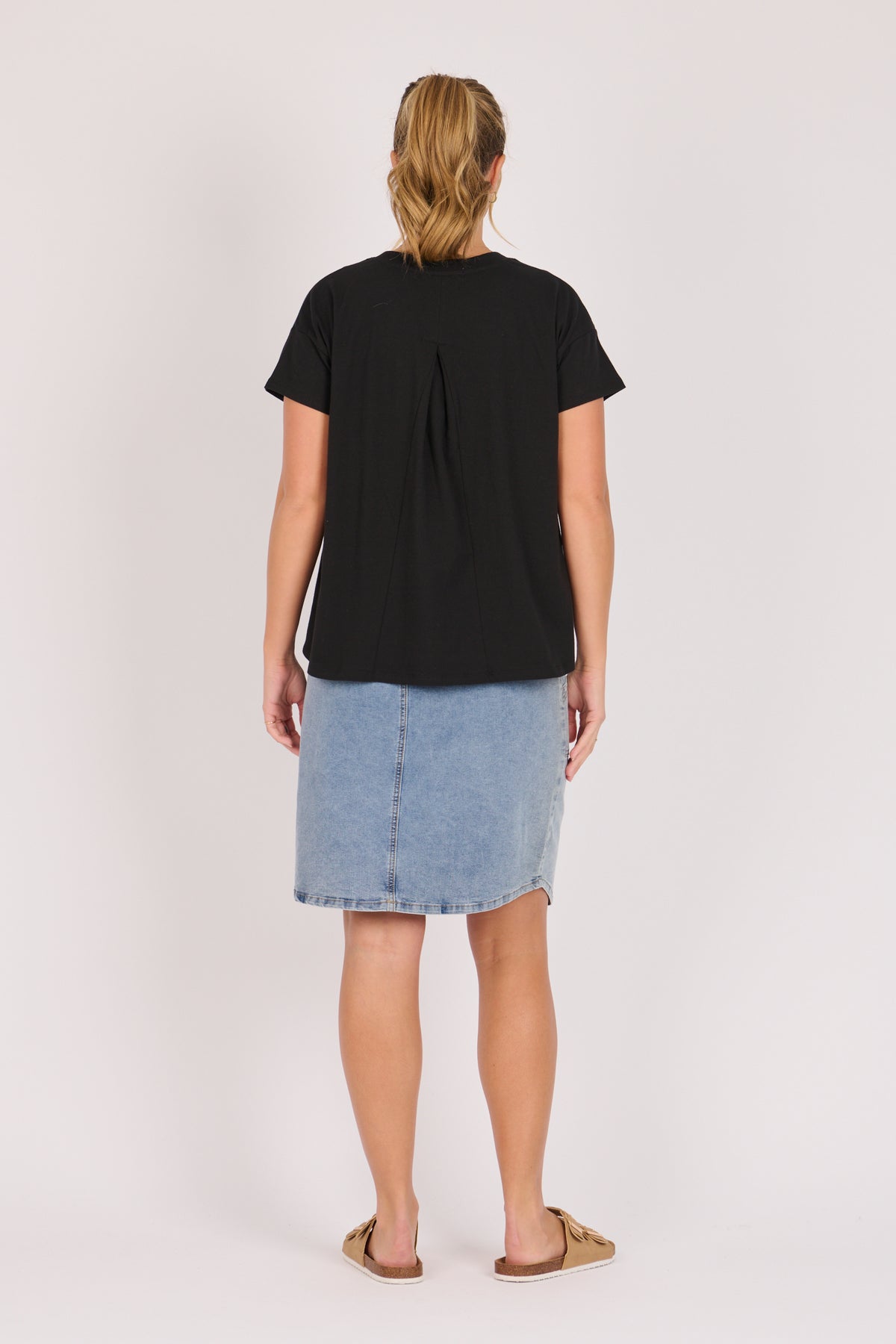 Pleat Tee - Black