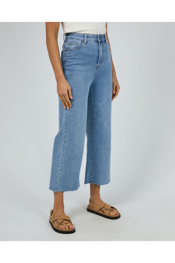 Charlie High Rise Wide Leg Heritage - Denim