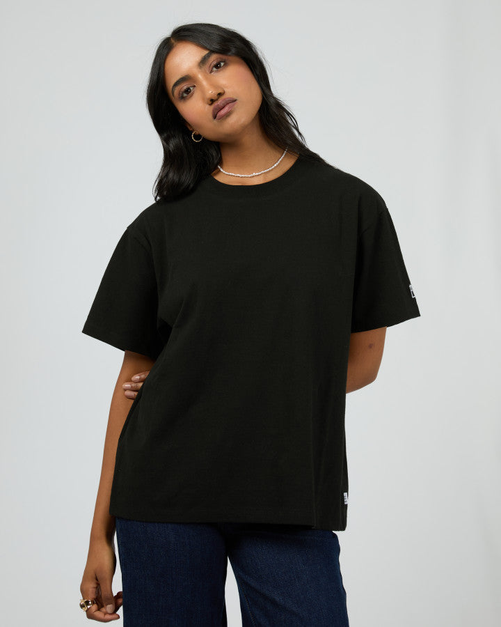 Eve Basic Monogram Tee - Black