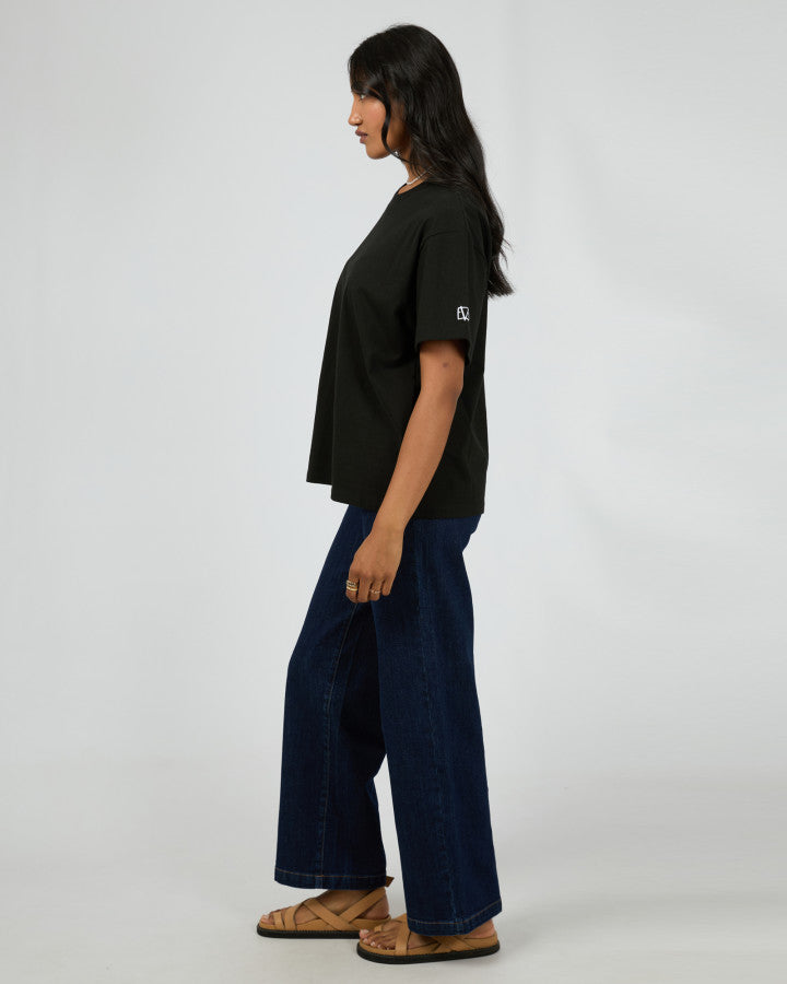 Eve Basic Monogram Tee - Black