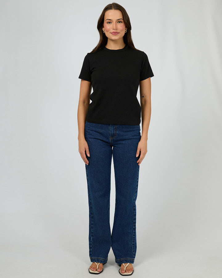 Regular Tee - Black