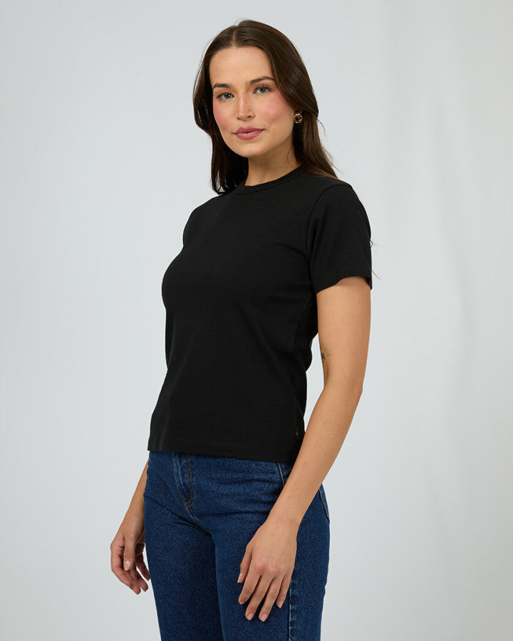 Regular Tee - Black