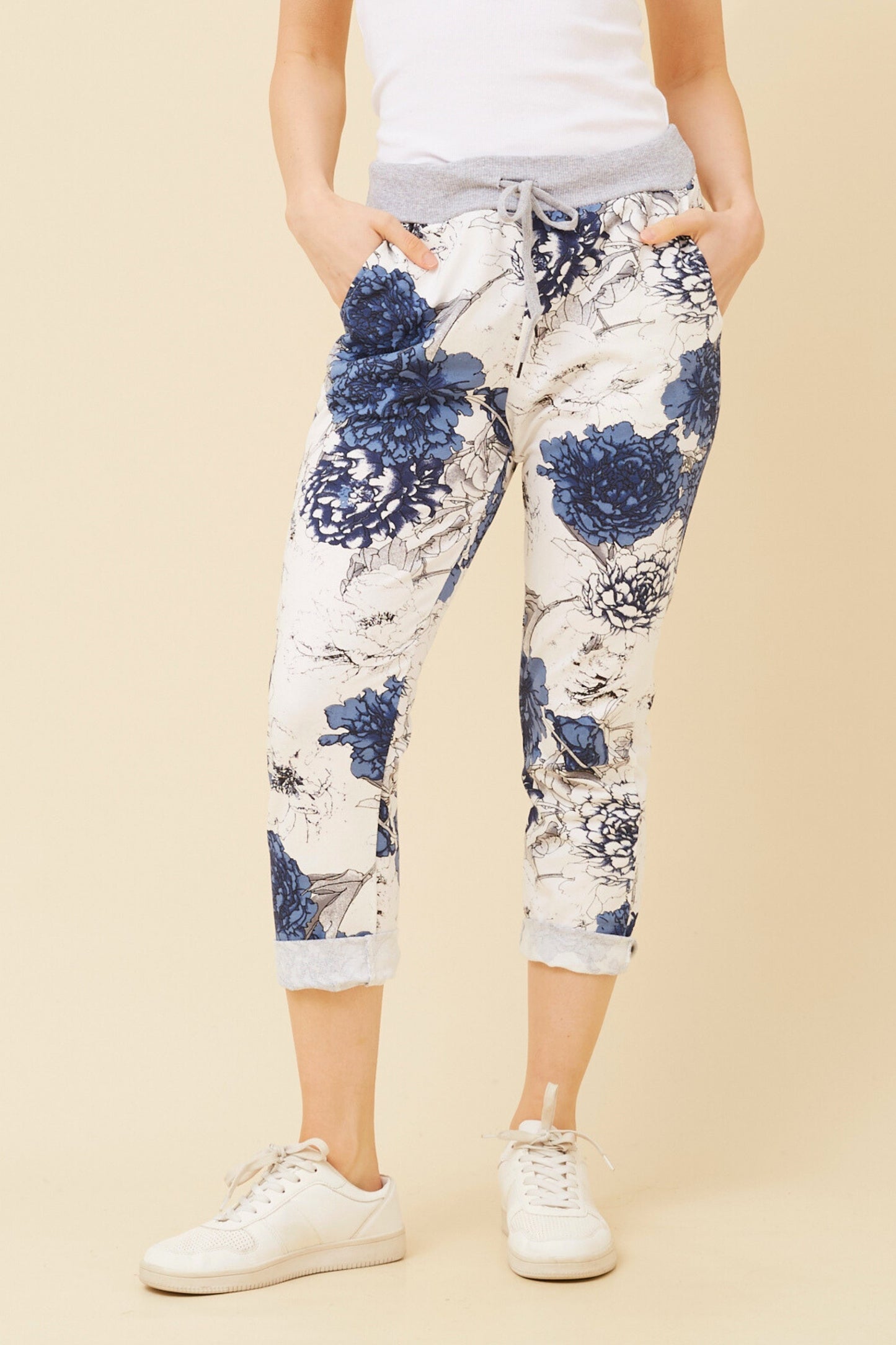 Becky Jogger Pant - Blue Floral