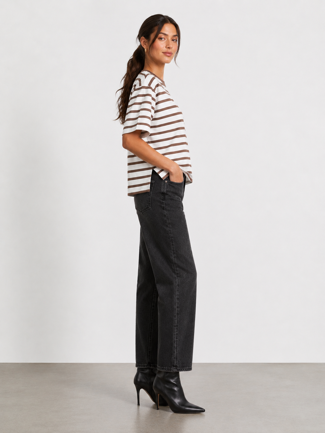 Addie Tee - White/Mocha