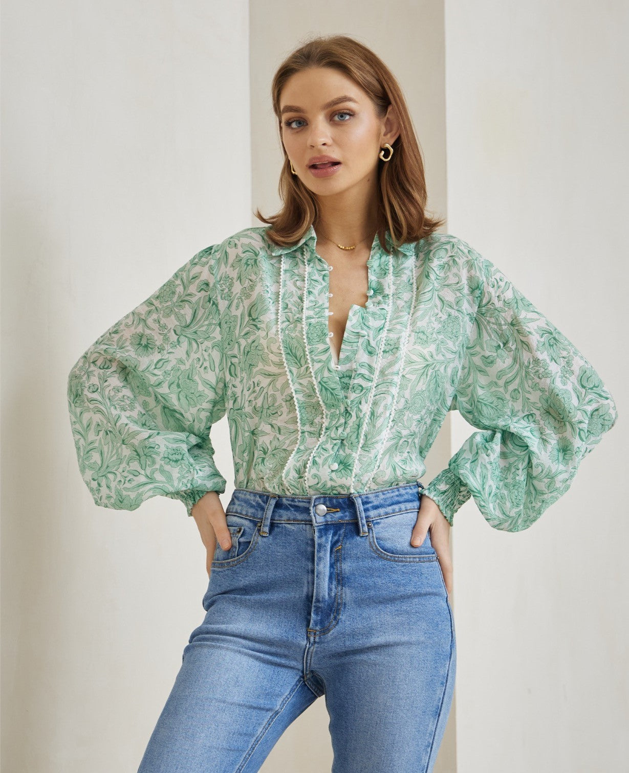 Eva Shirt - Green Floral