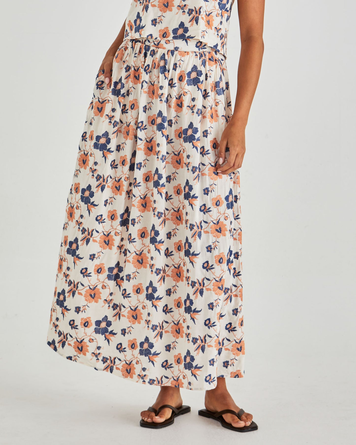 Luca Full Skirt - Navy Floral