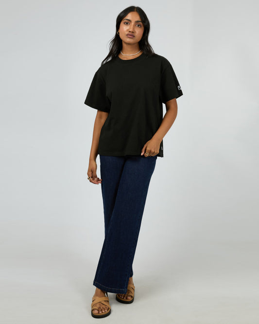 Eve Basic Monogram Tee - Black