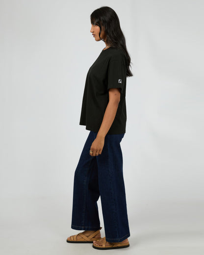 Eve Basic Monogram Tee - Black