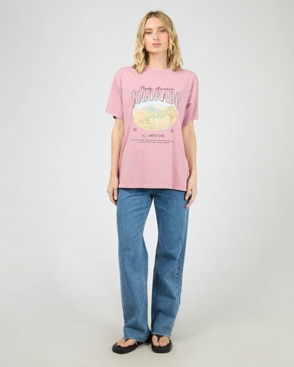 Rocky Mountain Relaxed Tee - Quartz Pink